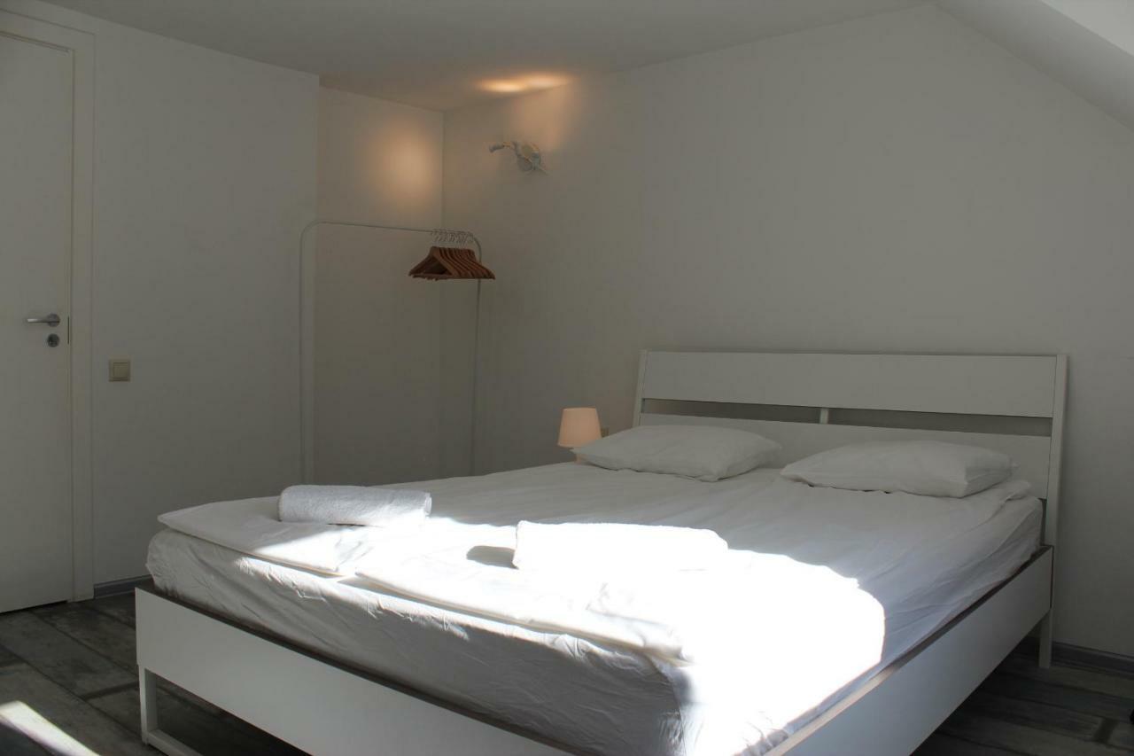 Three-Bedroom Apartment On Peldu 19 รีกา ภายนอก รูปภาพ