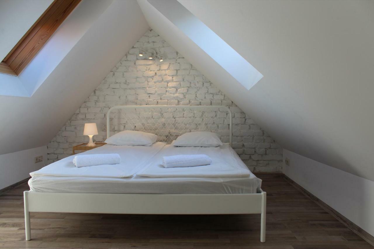 Three-Bedroom Apartment On Peldu 19 รีกา ภายนอก รูปภาพ